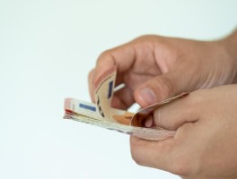 Ace Markets: Your exclusive financial manager, opening the door to financial freedom