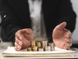 Is "analyst trading advice" a scam? — Deconstructing the profit chain behind precious metals "teachers"